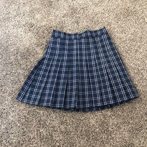 cute pleated blue plaid mini skirt!! 🦋🪁